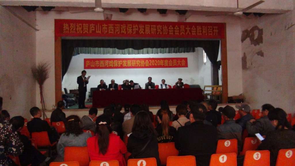 文章附图